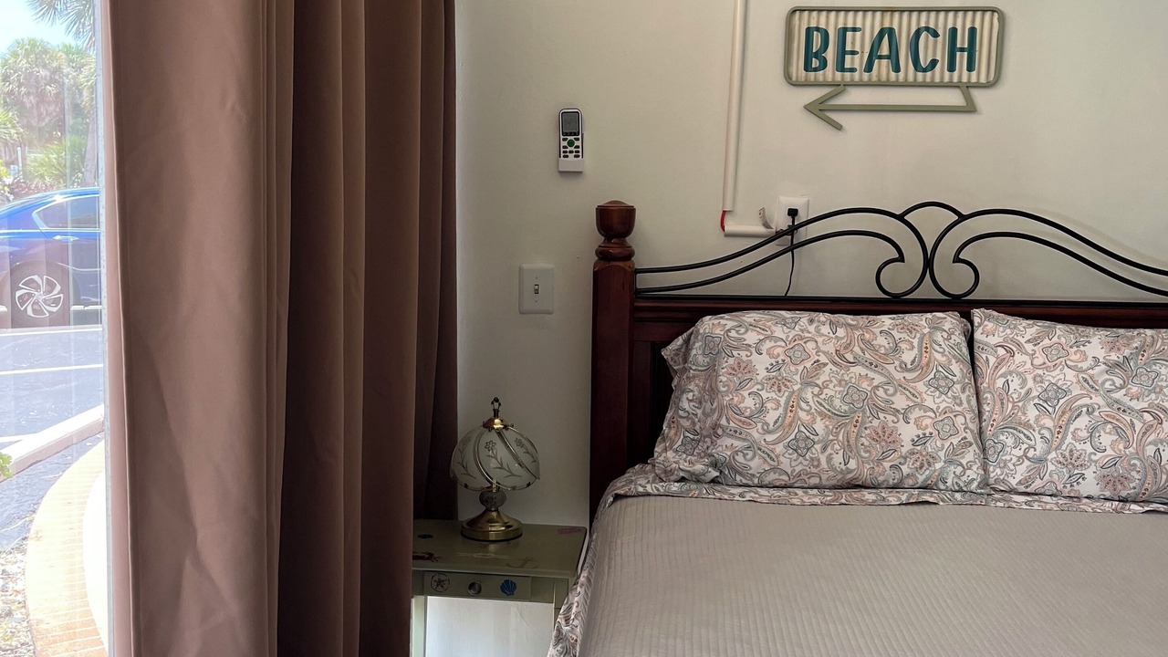 Photo of Bedroom in Seminole