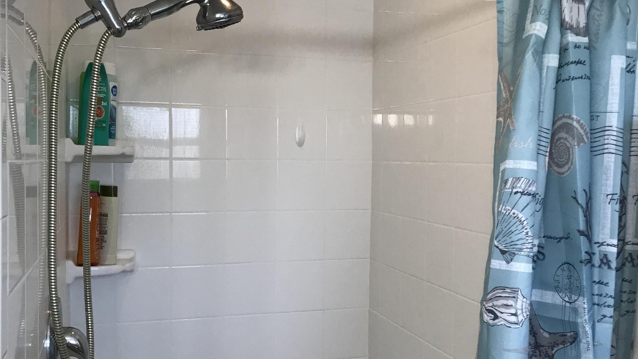 Photo of Bathroom in Seminole