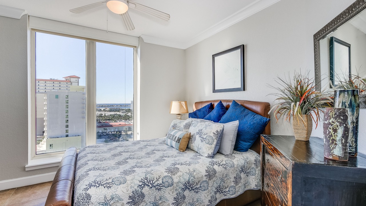 Photo of Bedroom in Pensacola Beach