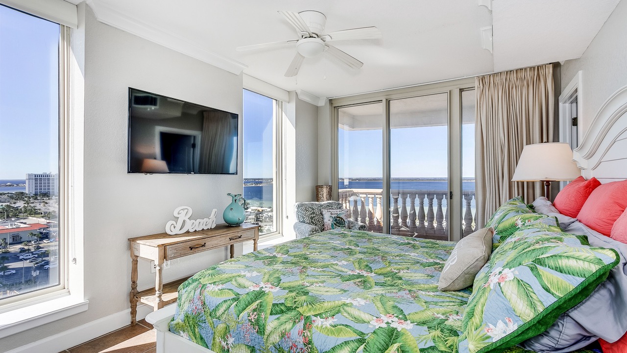 Photo of Bedroom in Pensacola Beach