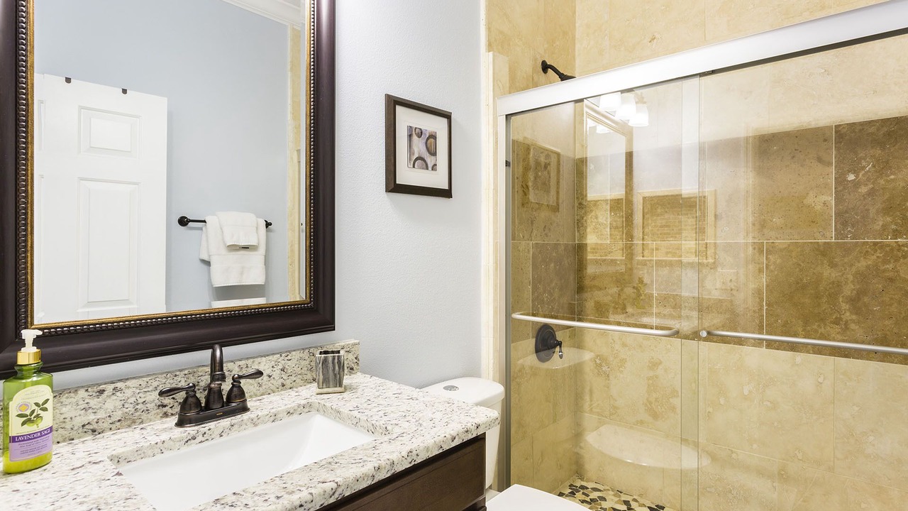 Photo of Bathroom in Esprit