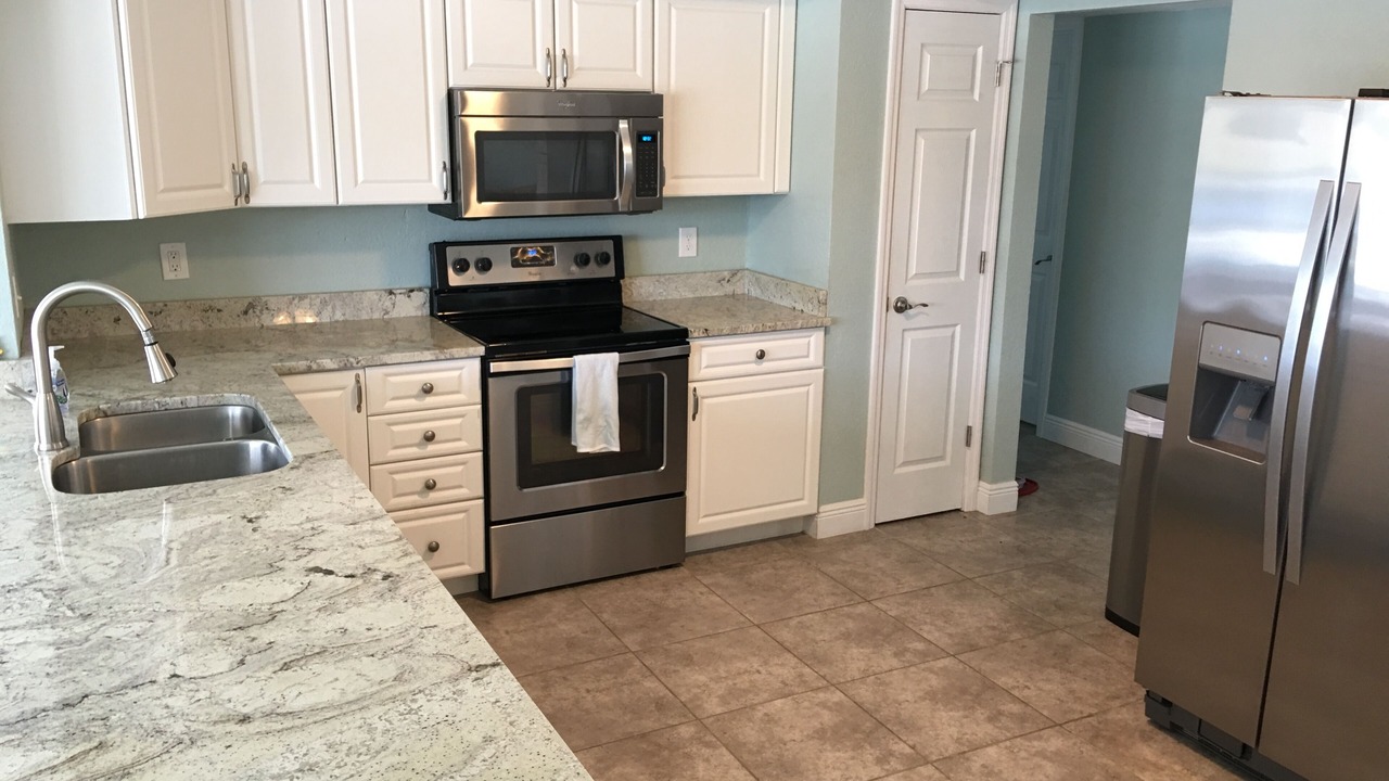 Photo of Kitchen in Oakland Hills