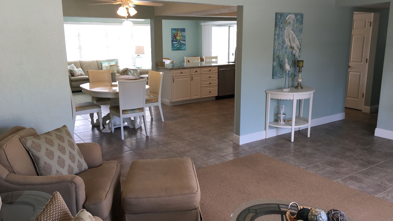 Photo of Livingroom in Oakland Hills