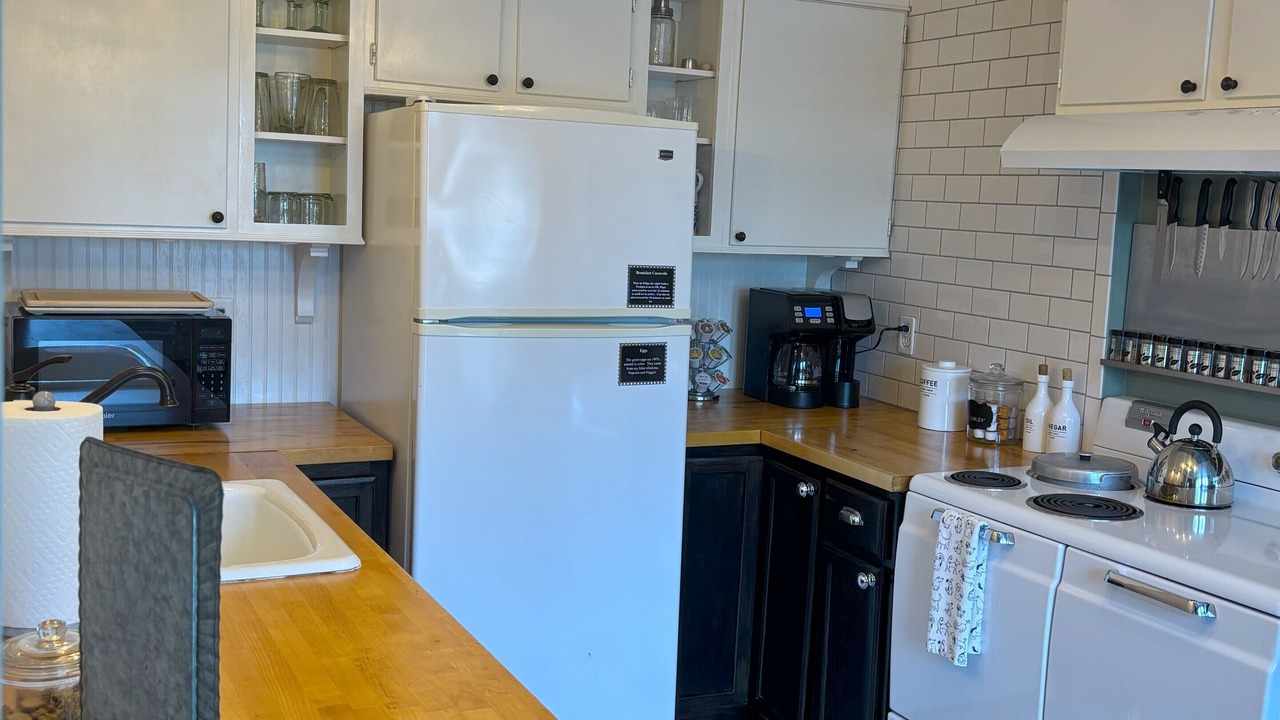 Photo of Kitchen in Demorest