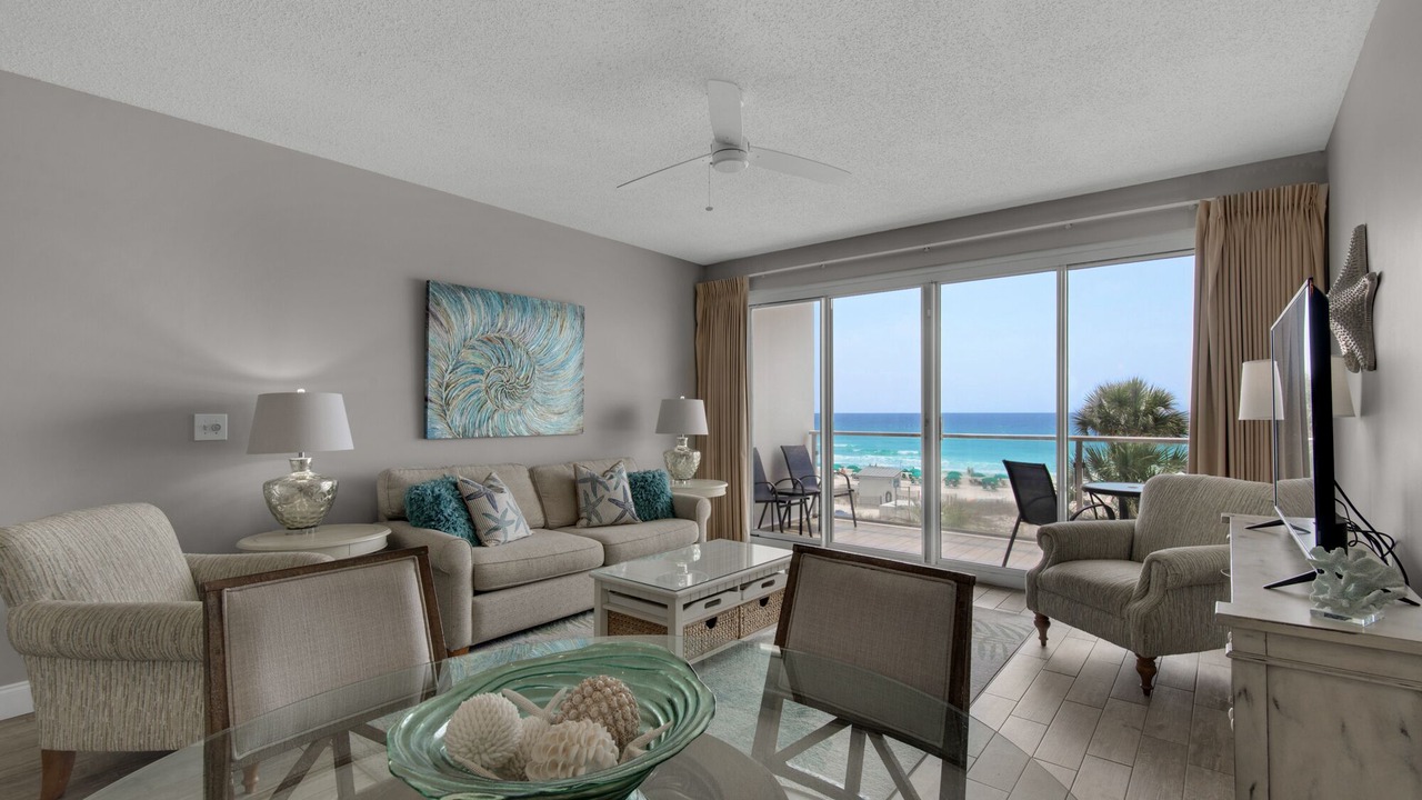 Photo of Livingroom in Destin