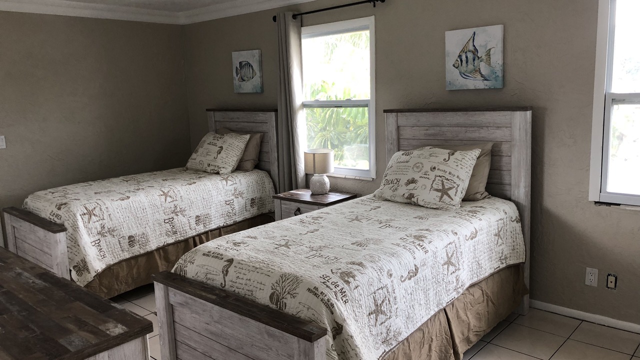 Photo of Bedroom in Naples Park