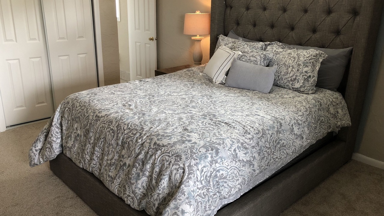 Photo of Bedroom in Naples Park