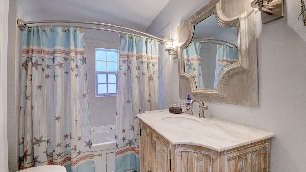 Photo of Bathroom in Lake Ida Shores