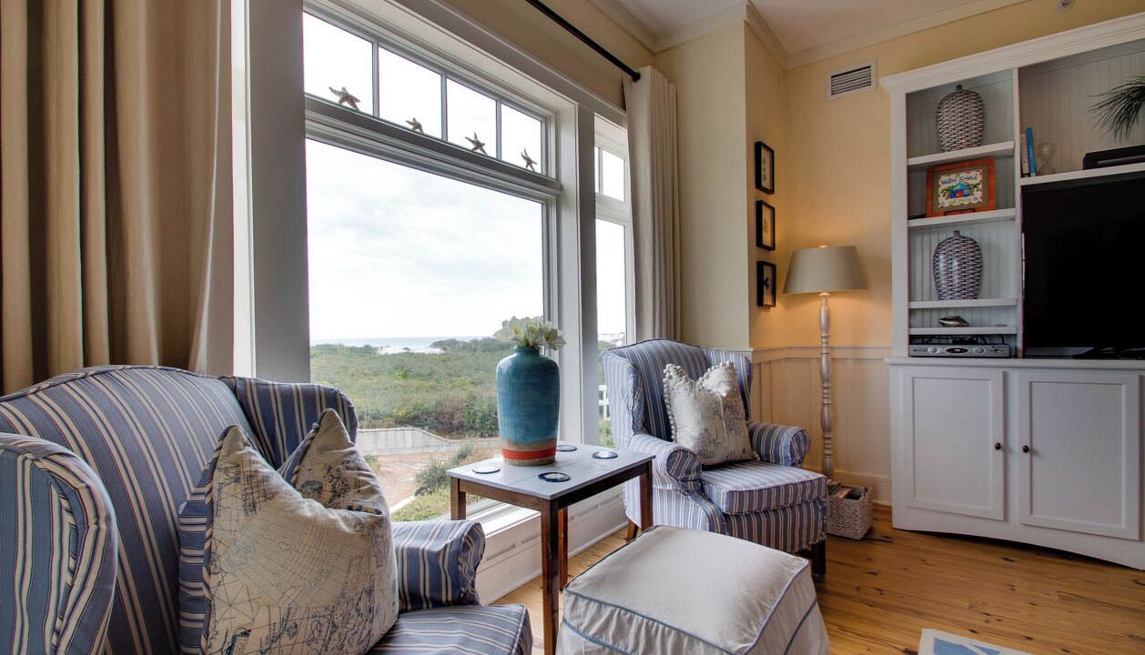 Photo of Livingroom in WaterSound Beach