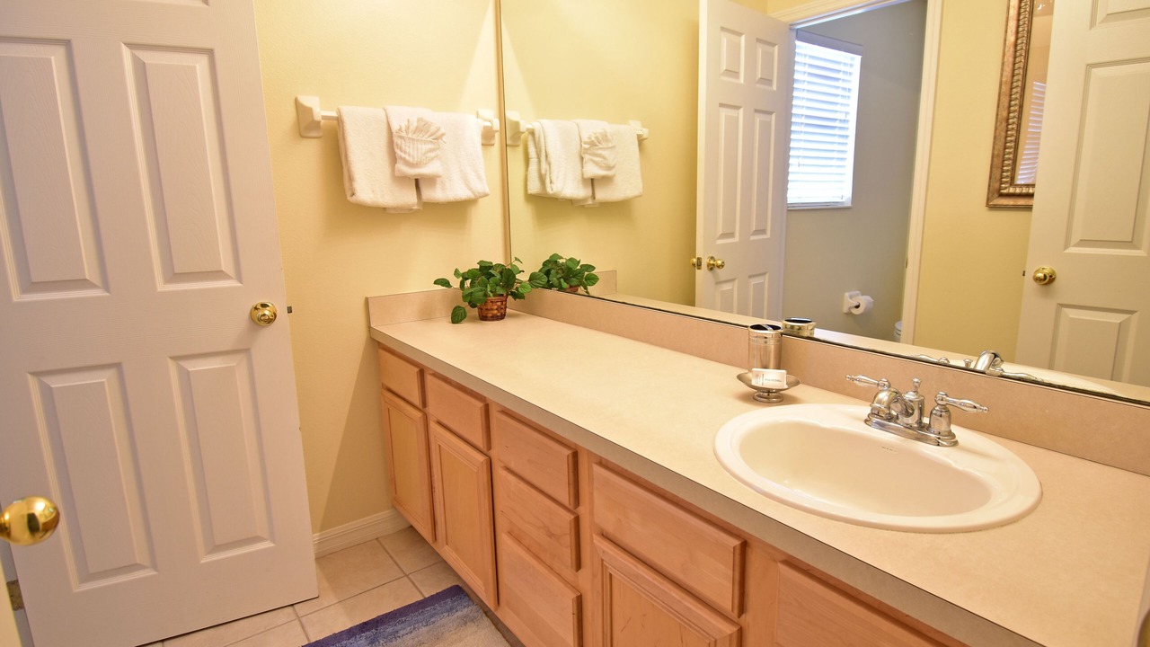 Photo of Bathroom in West Haven