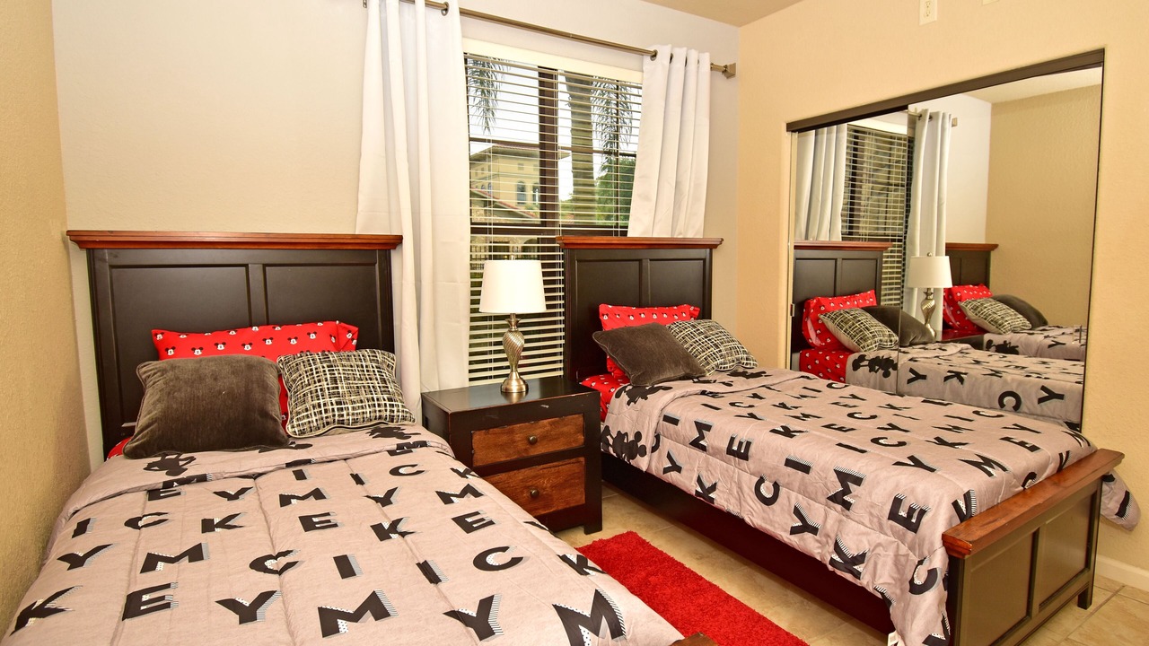 Photo of Bedroom in Regal Palms