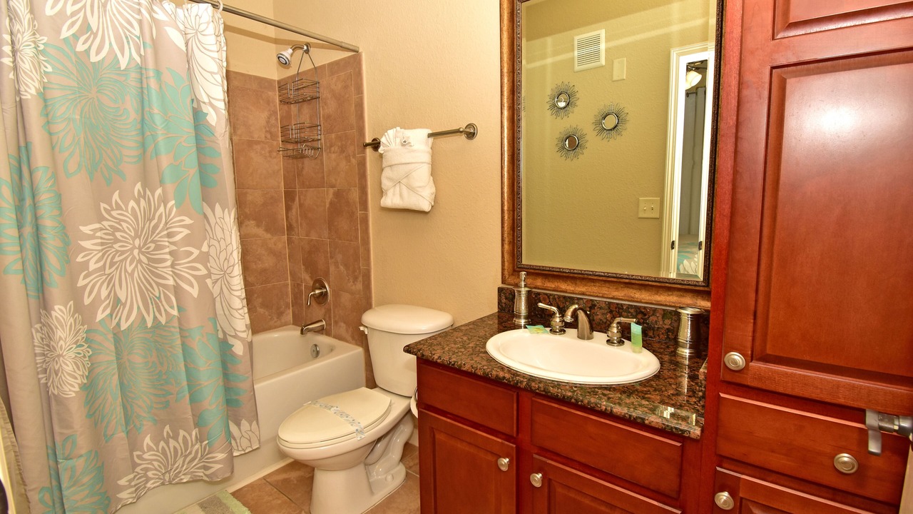Photo of Bathroom in Regal Palms