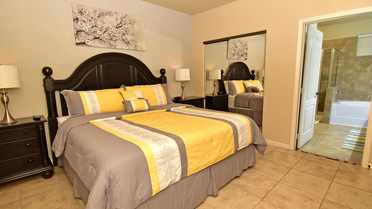 Photo of Bedroom in Regal Palms