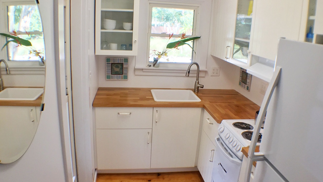 Photo of Kitchen in Longbeach Village