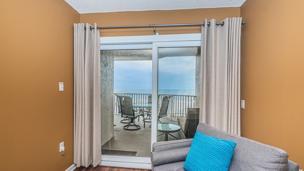 Photo of Livingroom in Clearwater Beach