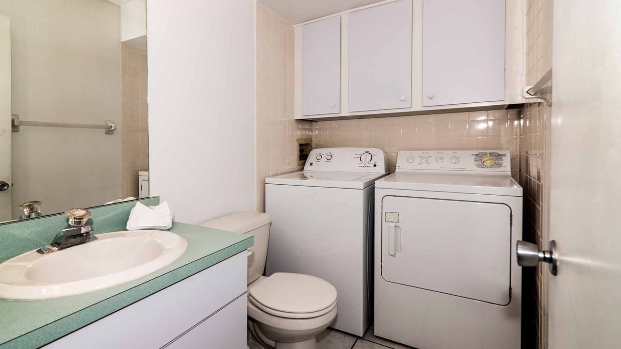 Photo of Bathroom in Holmes Beach