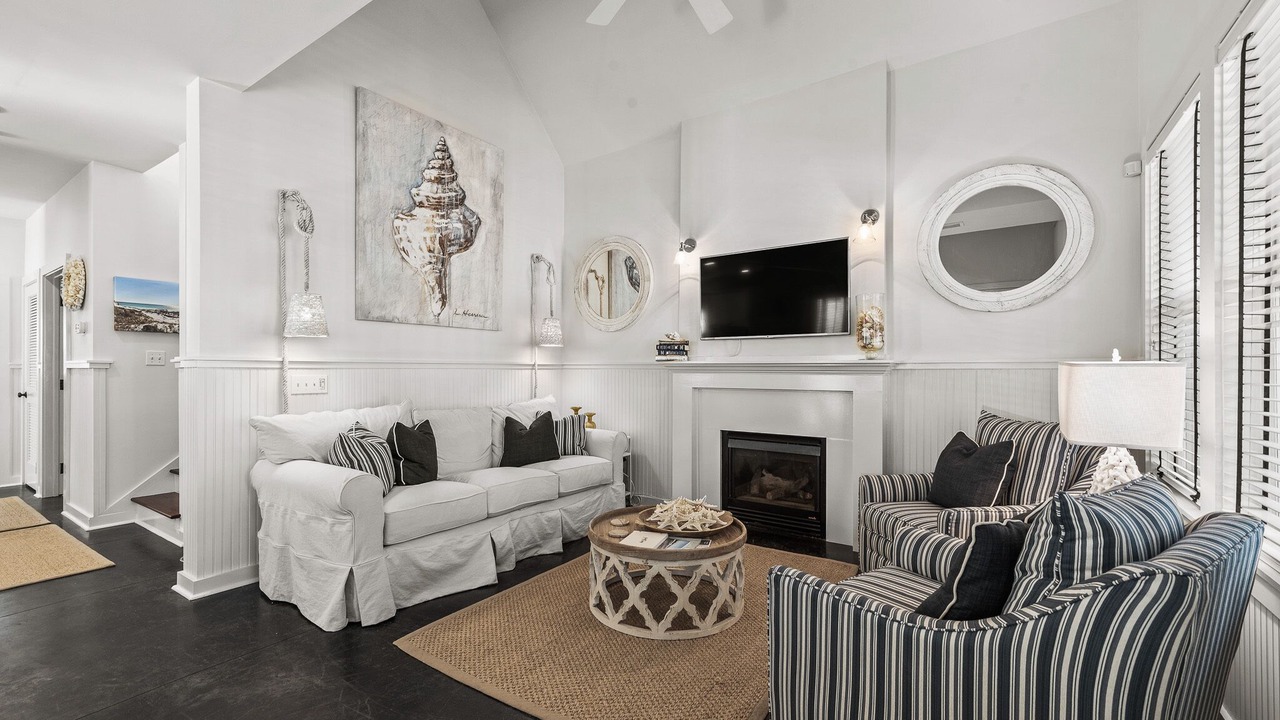 Photo of Livingroom in WaterSound Beach