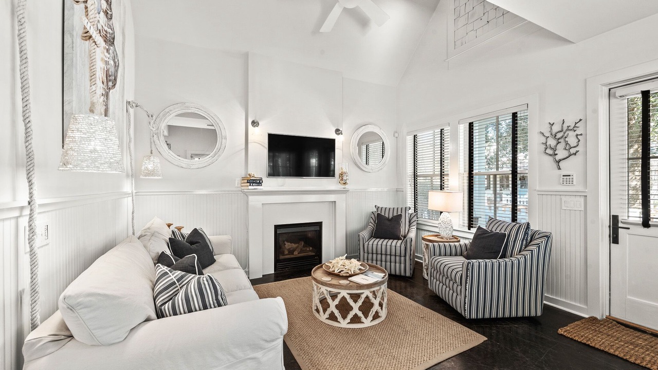 Photo of Livingroom in WaterSound Beach
