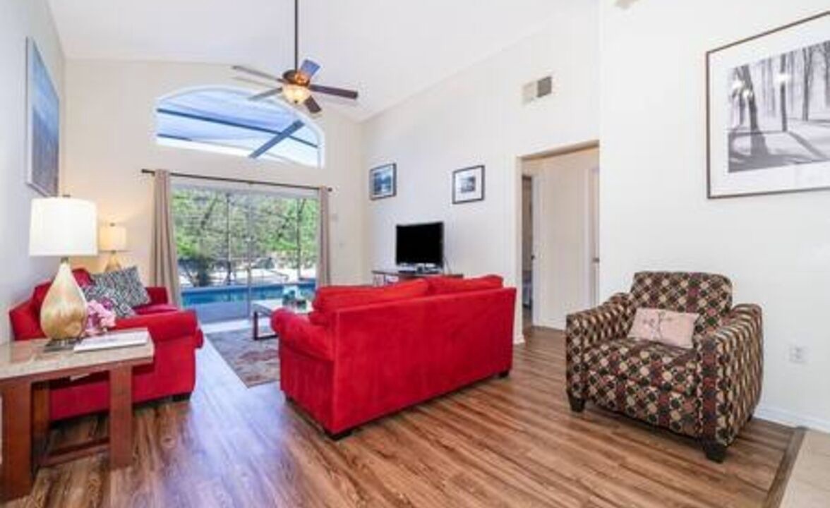 Photo of Livingroom in Westridge