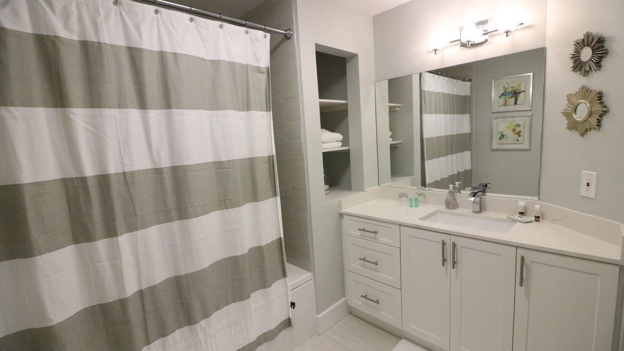 Photo of Bathroom in Coconut Grove