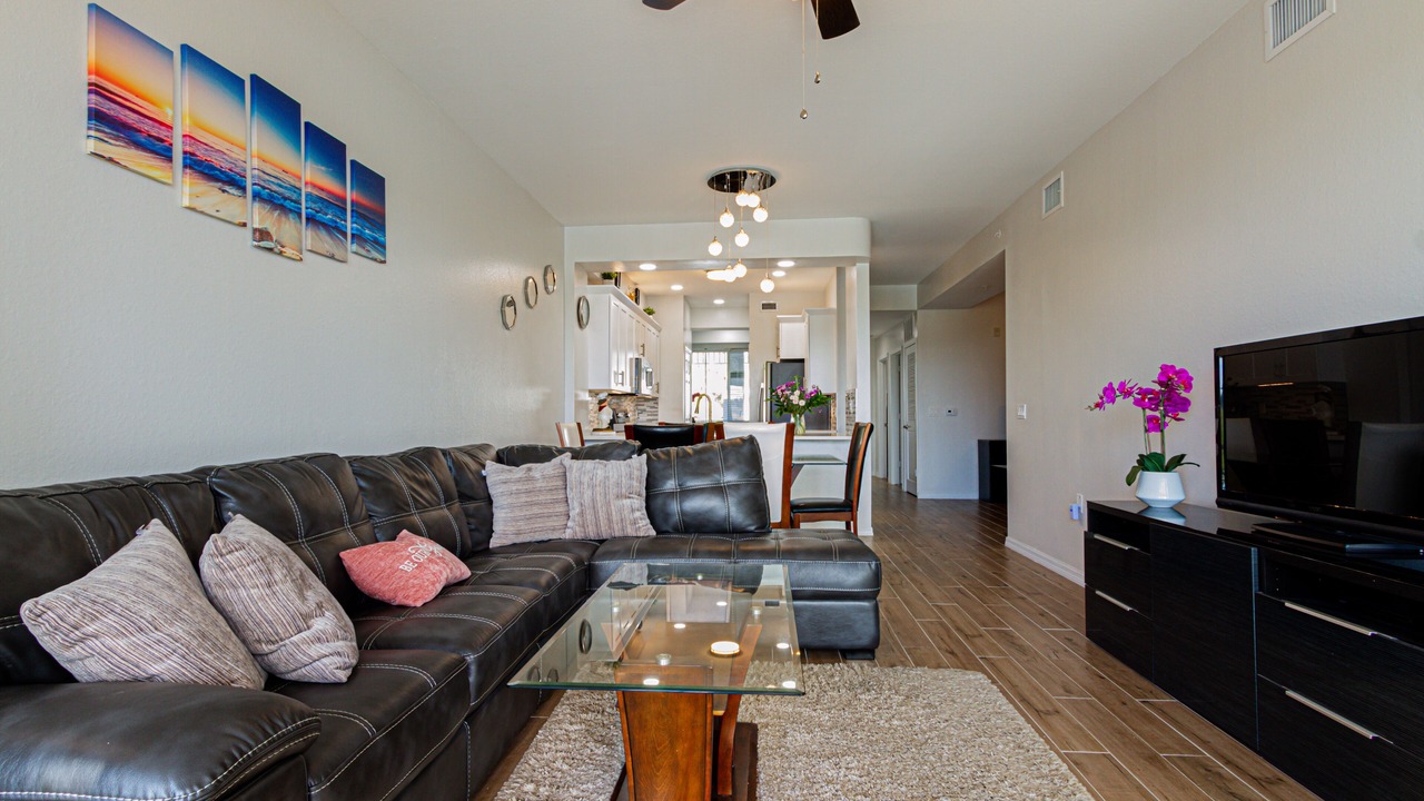 Photo of Livingroom in Naples