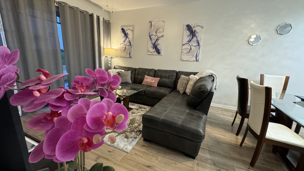 Photo of Livingroom in Naples