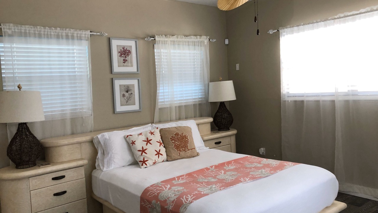 Photo of Bedroom in Rock Harbor