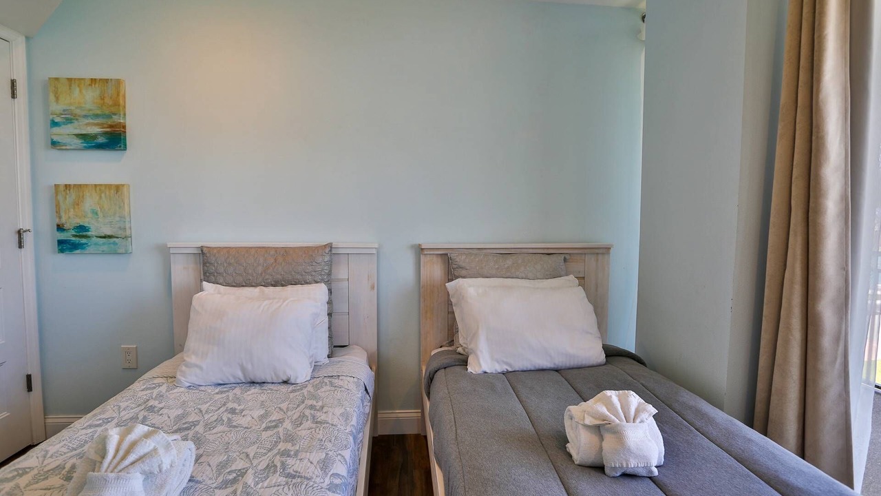 Photo of Bedroom in Sunset Beach