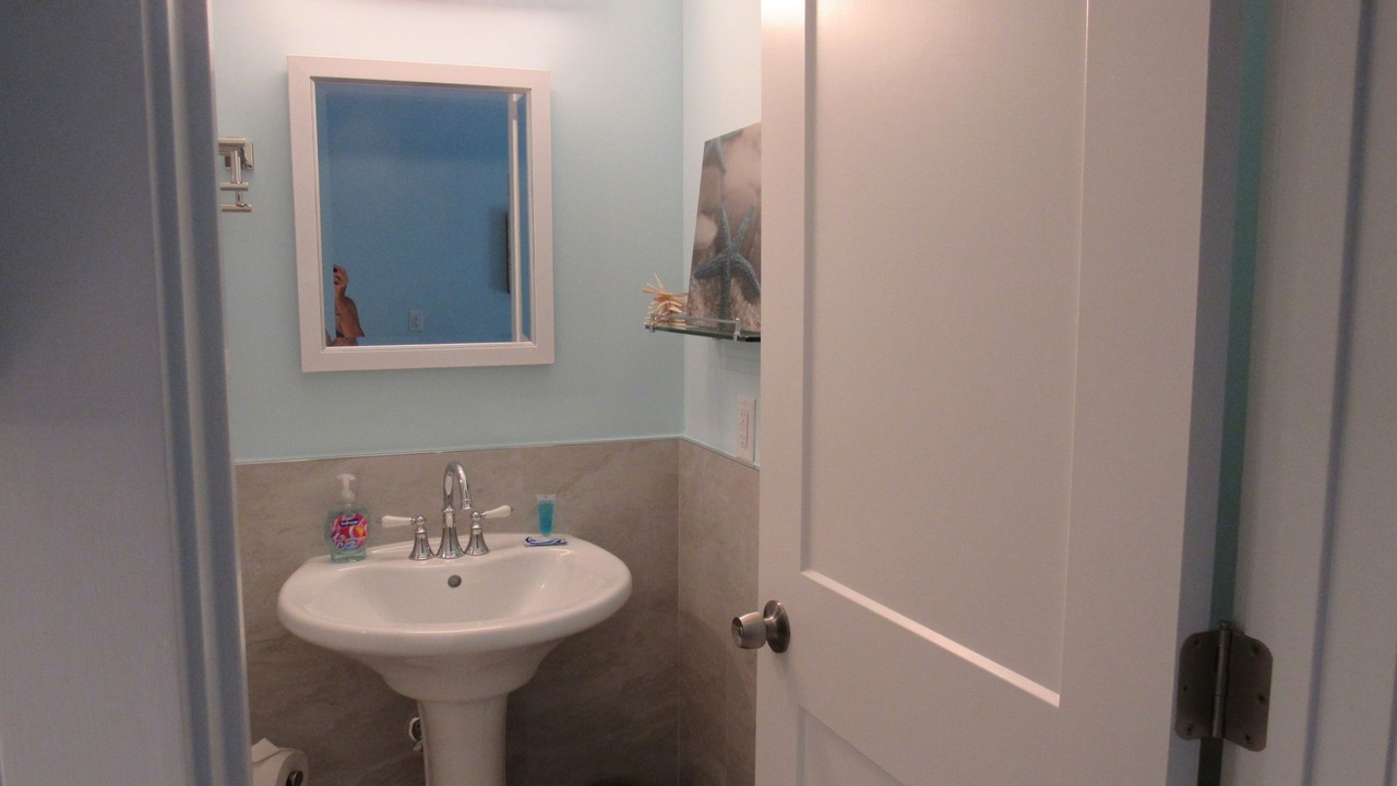 Photo of Bathroom in Juno Beach