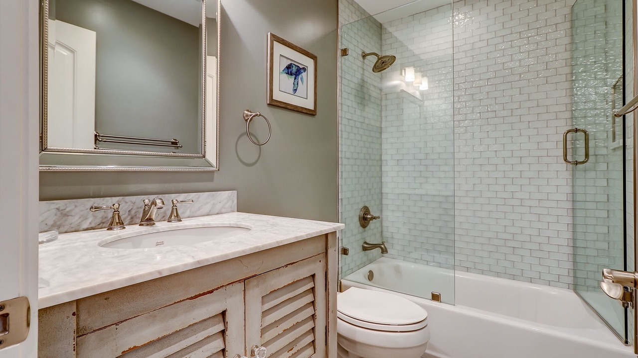 Photo of Bathroom in South Beach
