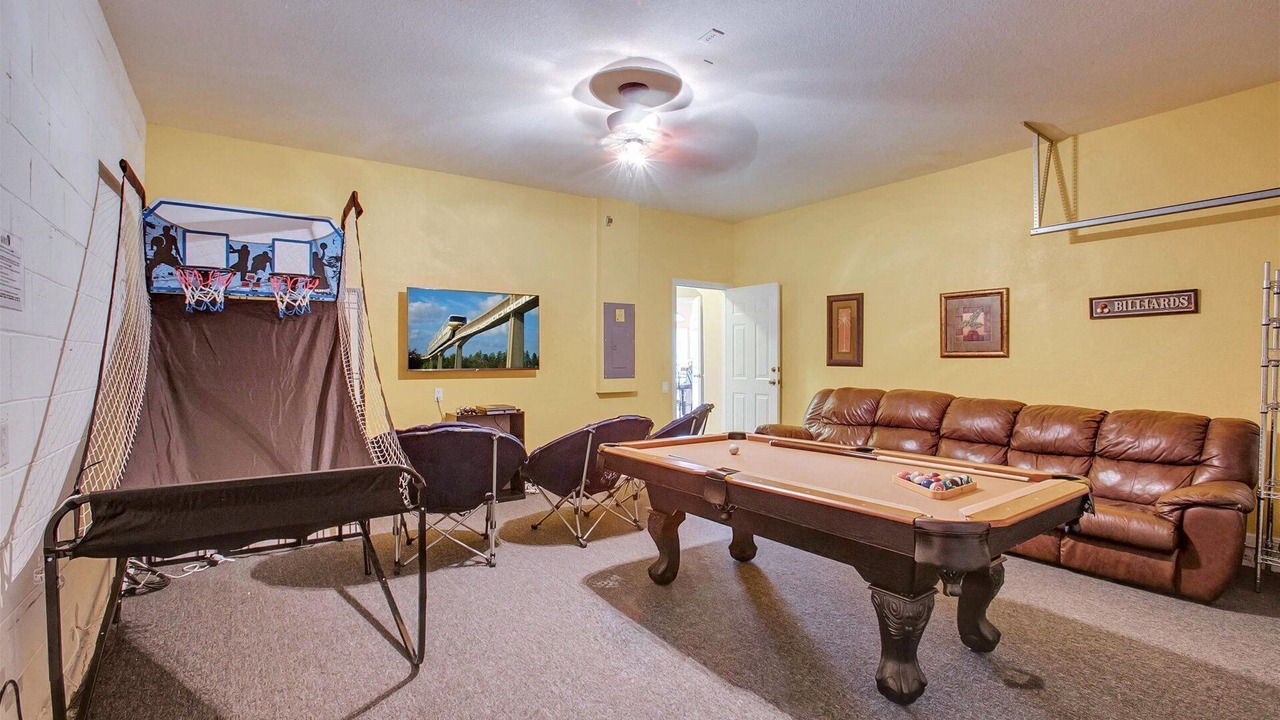 Photo of Outdoor in Windsor Hills
