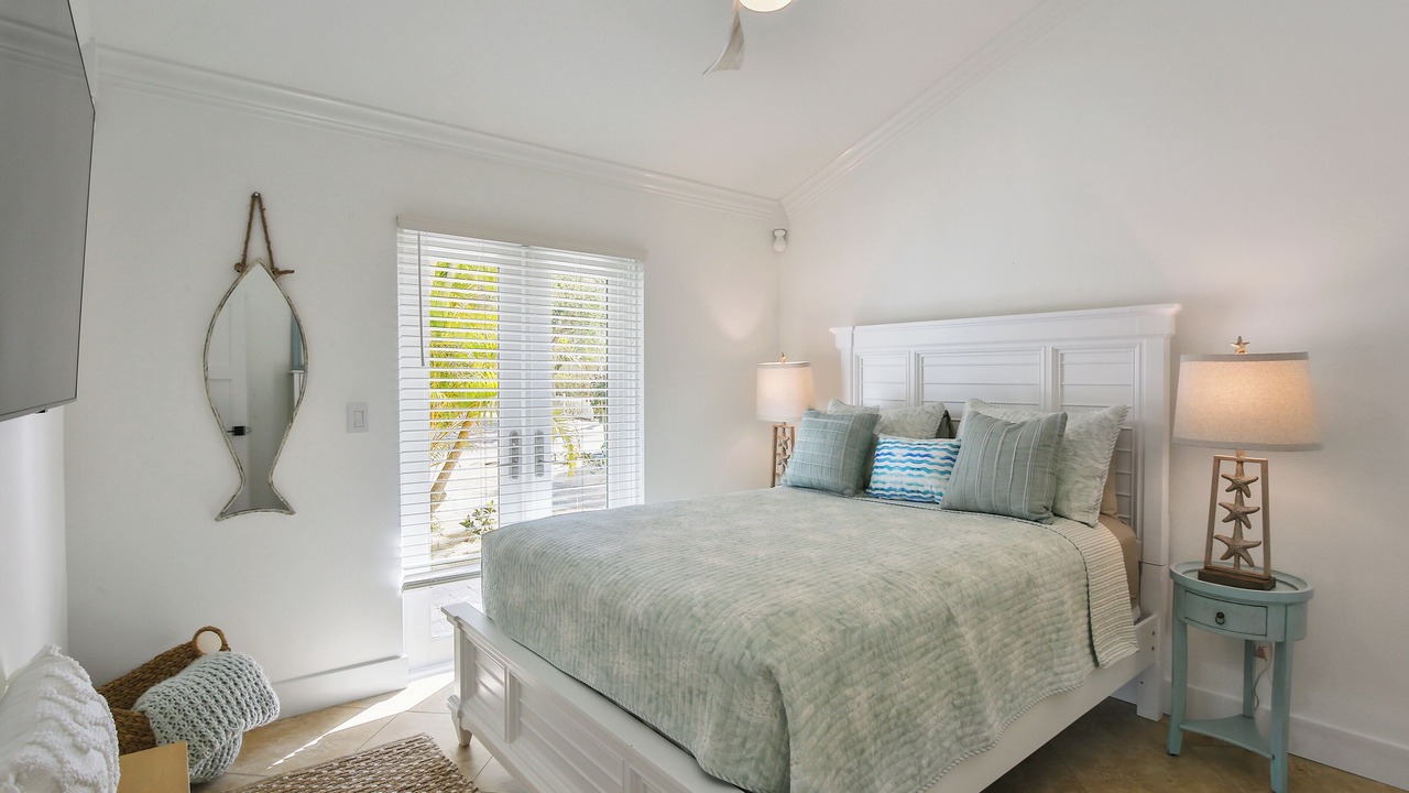 Photo of Bedroom in Holmes Beach