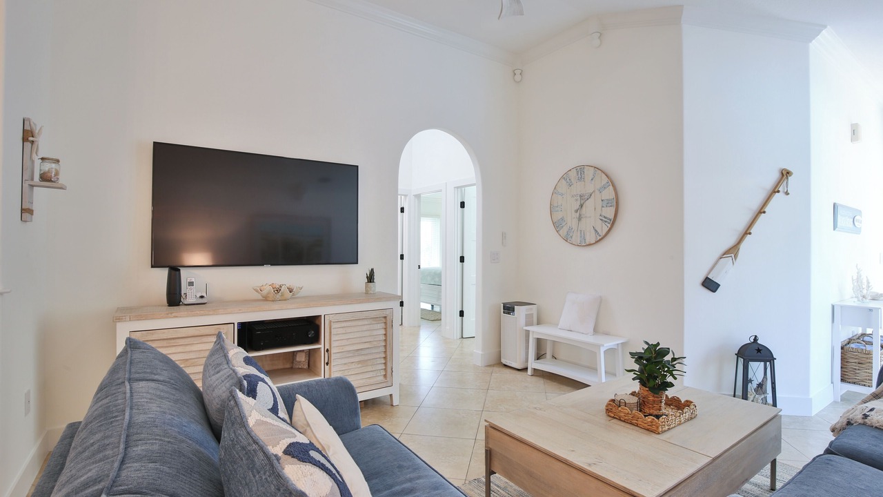 Photo of Livingroom in Holmes Beach