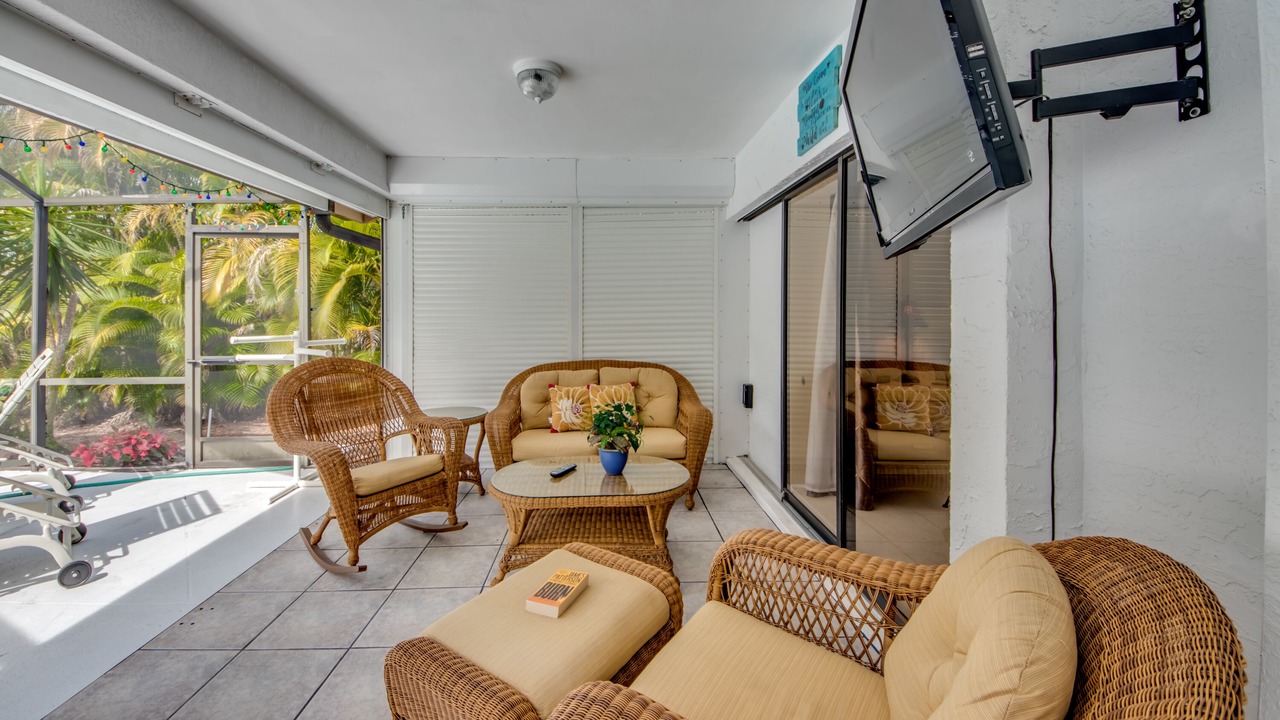 Photo of Patio Balcony in Bonita Shores