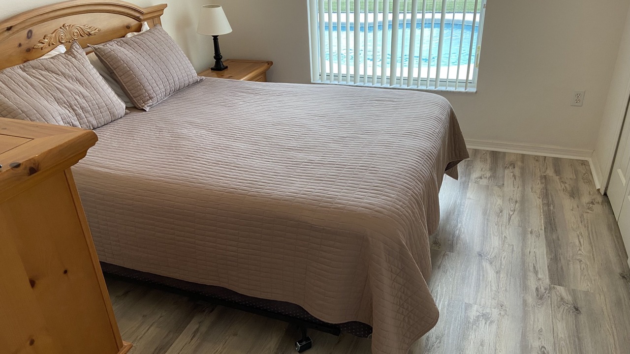 Photo of Bedroom in Eagle Pointe South