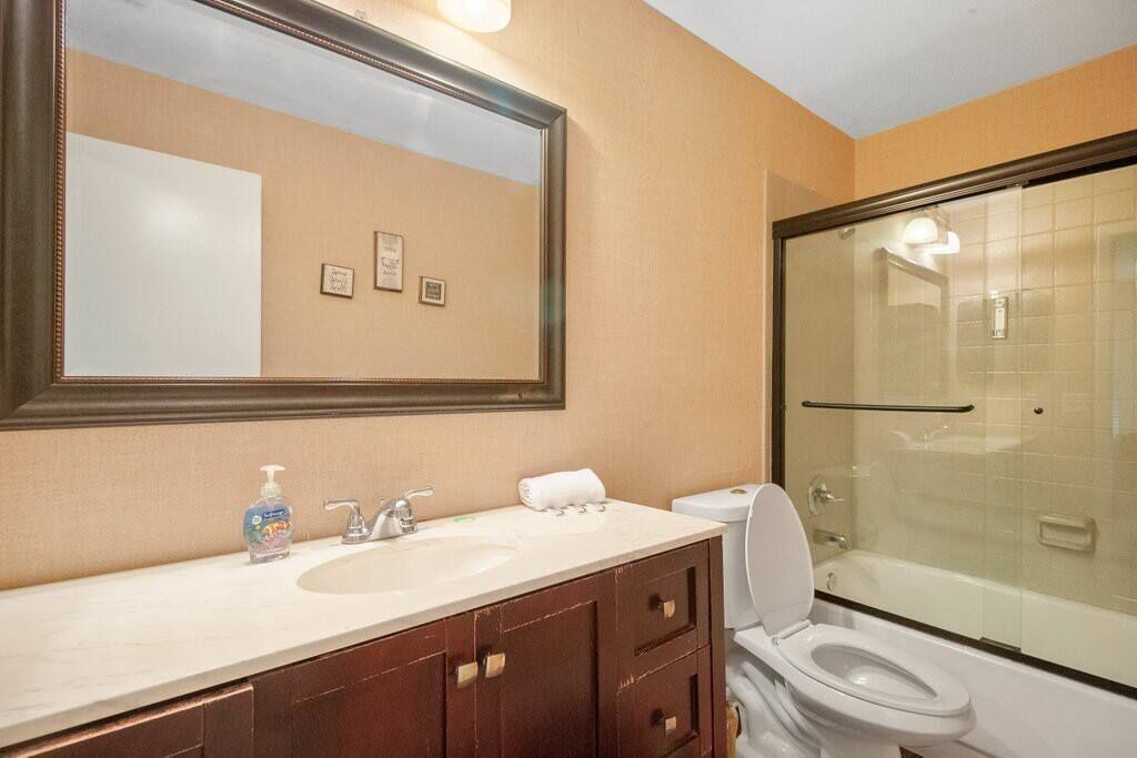 Photo of Bathroom in Bloomingdale
