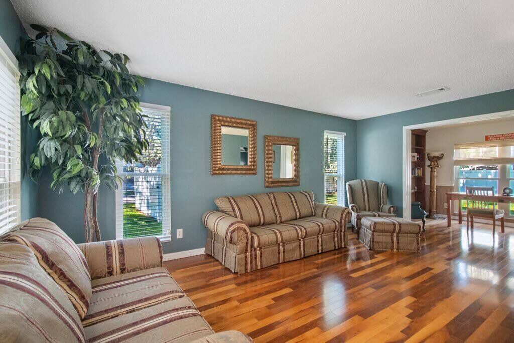 Photo of Livingroom in Bloomingdale