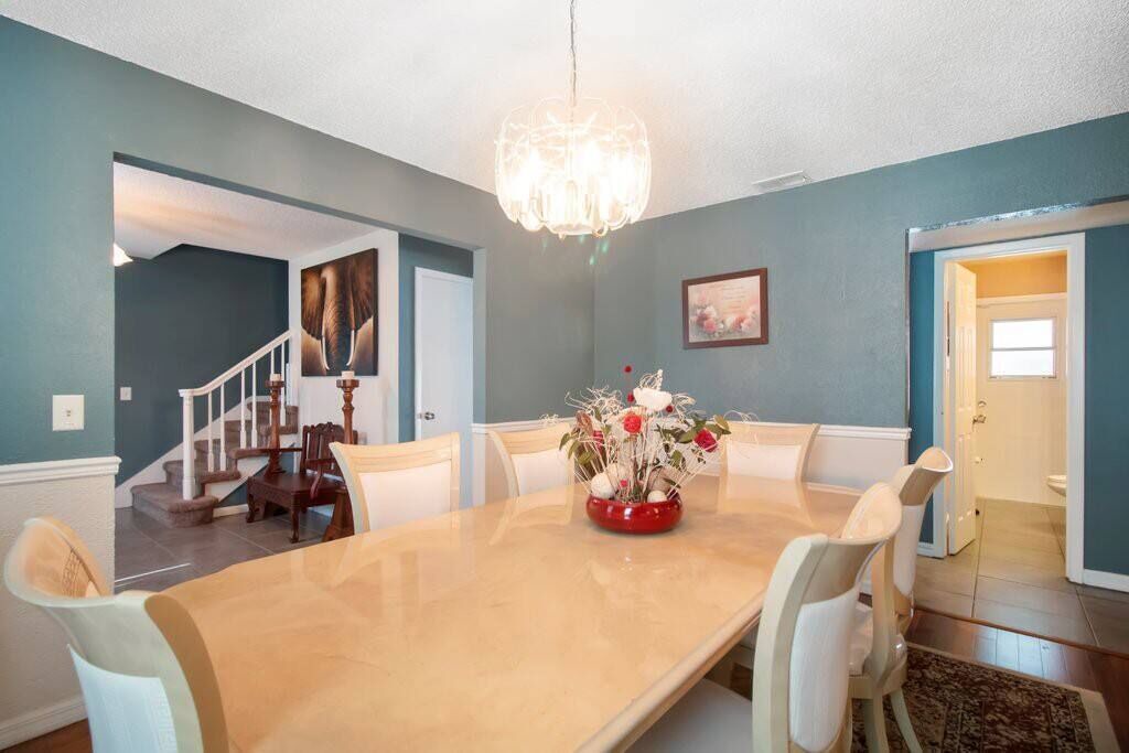 Photo of Livingroom in Bloomingdale