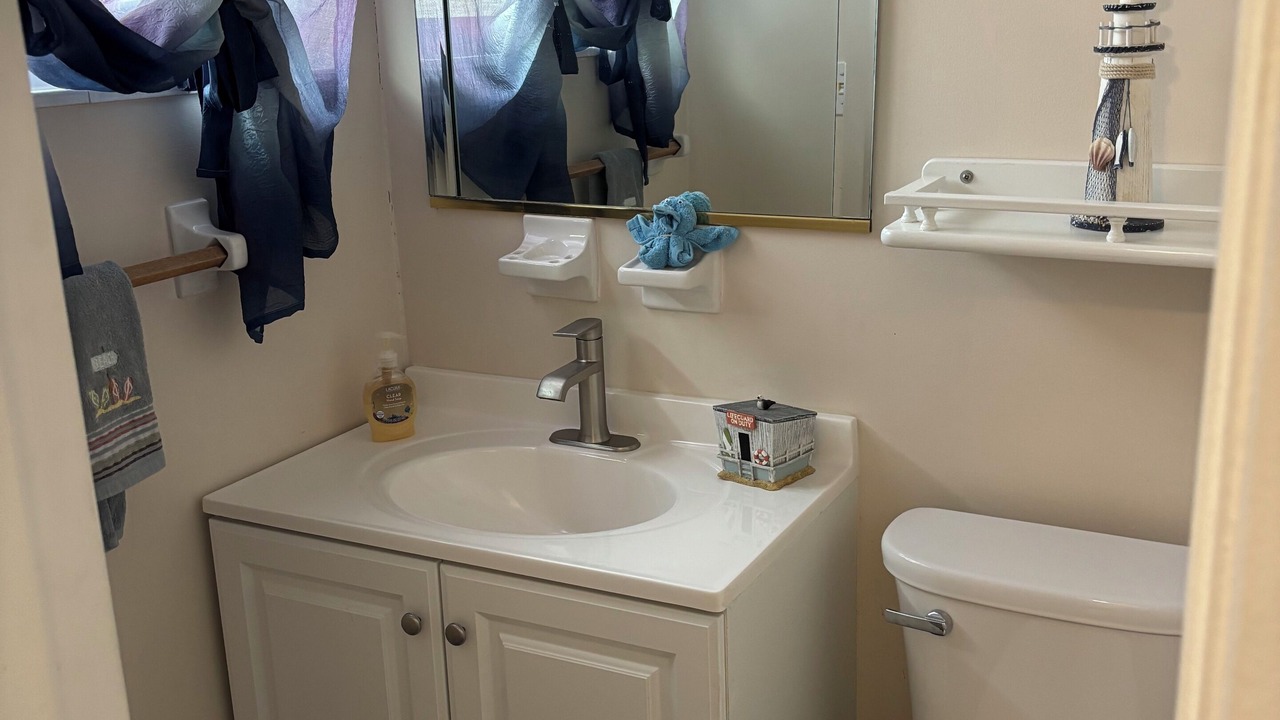 Photo of Bathroom in Hampton Homes