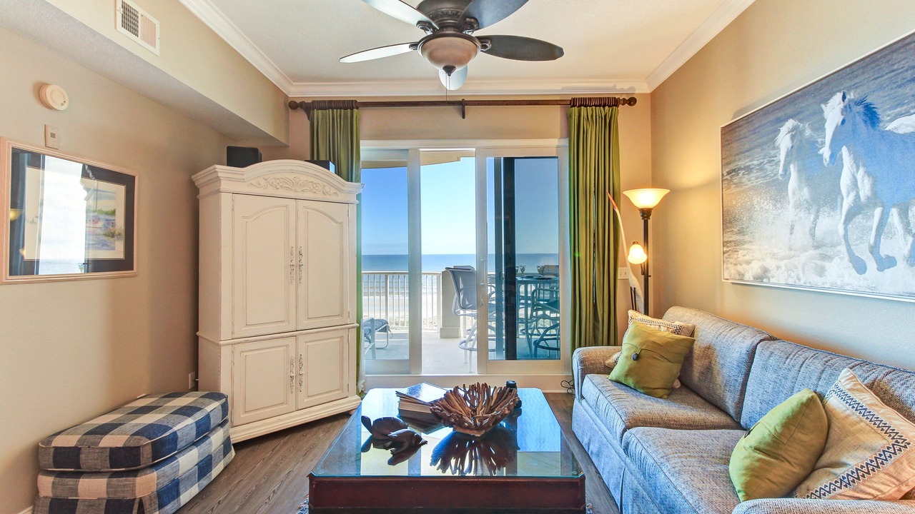 Photo of Livingroom in Amelia City