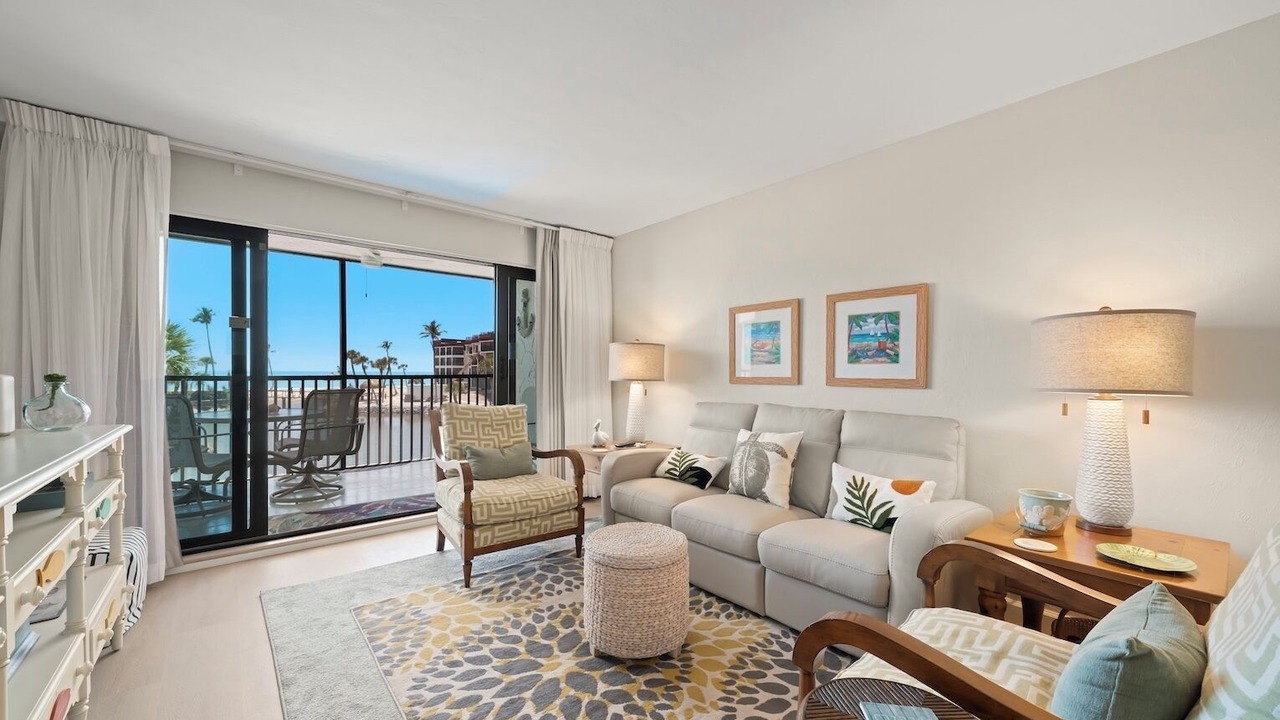 Photo of Livingroom in Sanibel