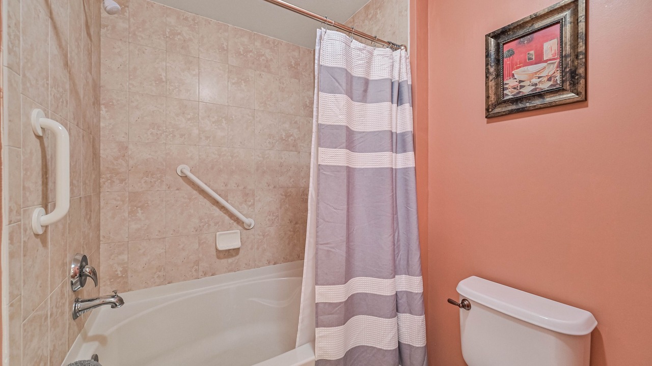 Photo of Bathroom in Estero