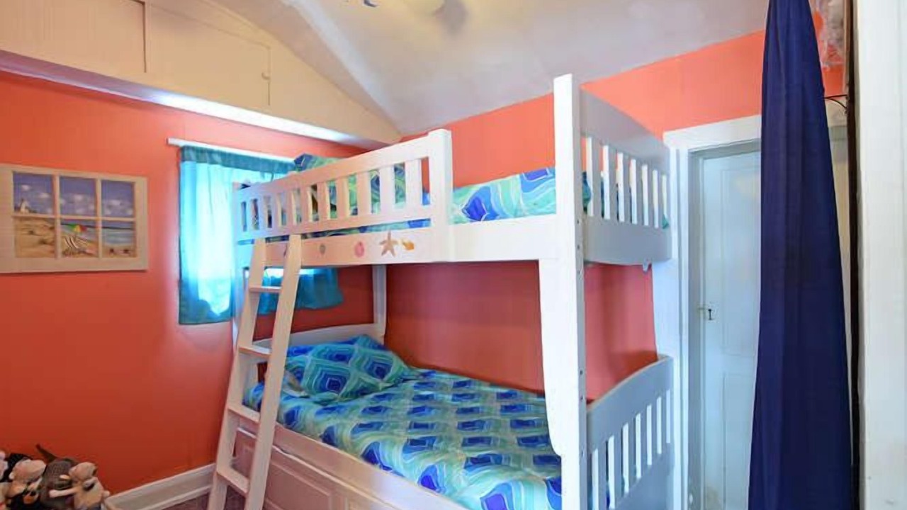 Photo of Bedroom in Longbeach Village