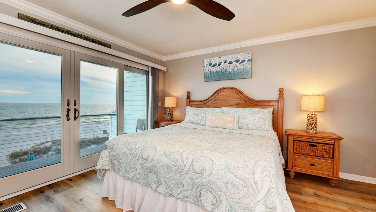 Photo of Bedroom in Laguna Beach Estates