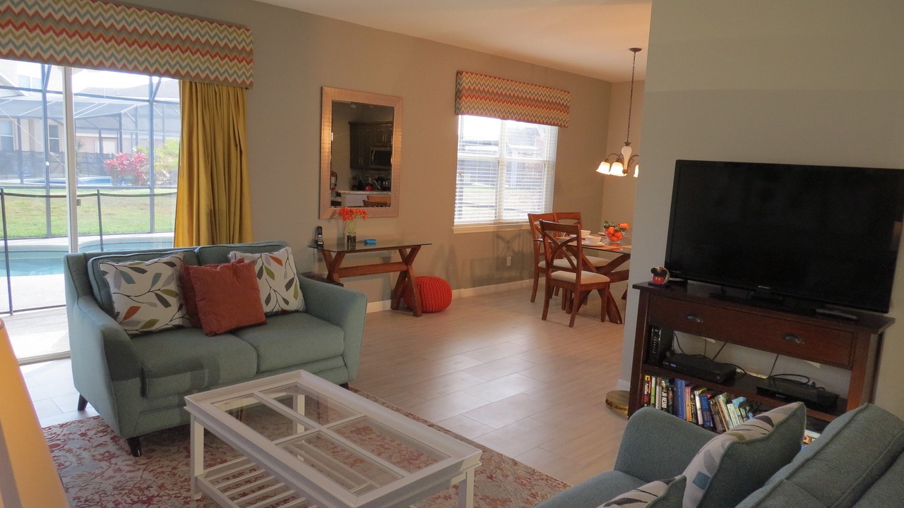 Photo of Livingroom in Sandy Ridge