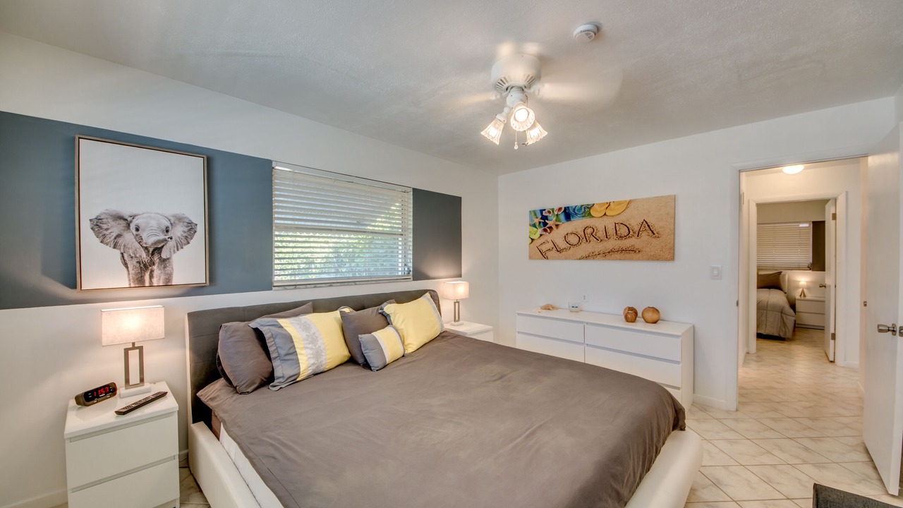Photo of Bedroom in Yacht Club