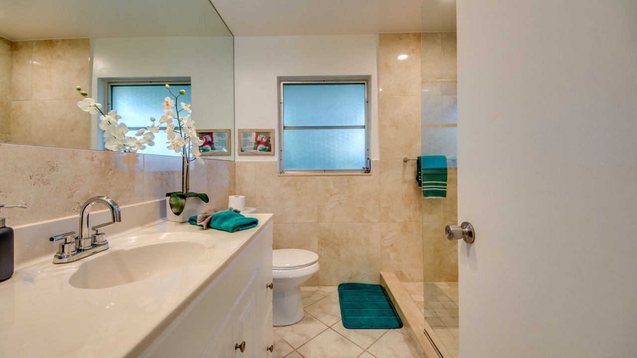 Photo of Bathroom in Yacht Club