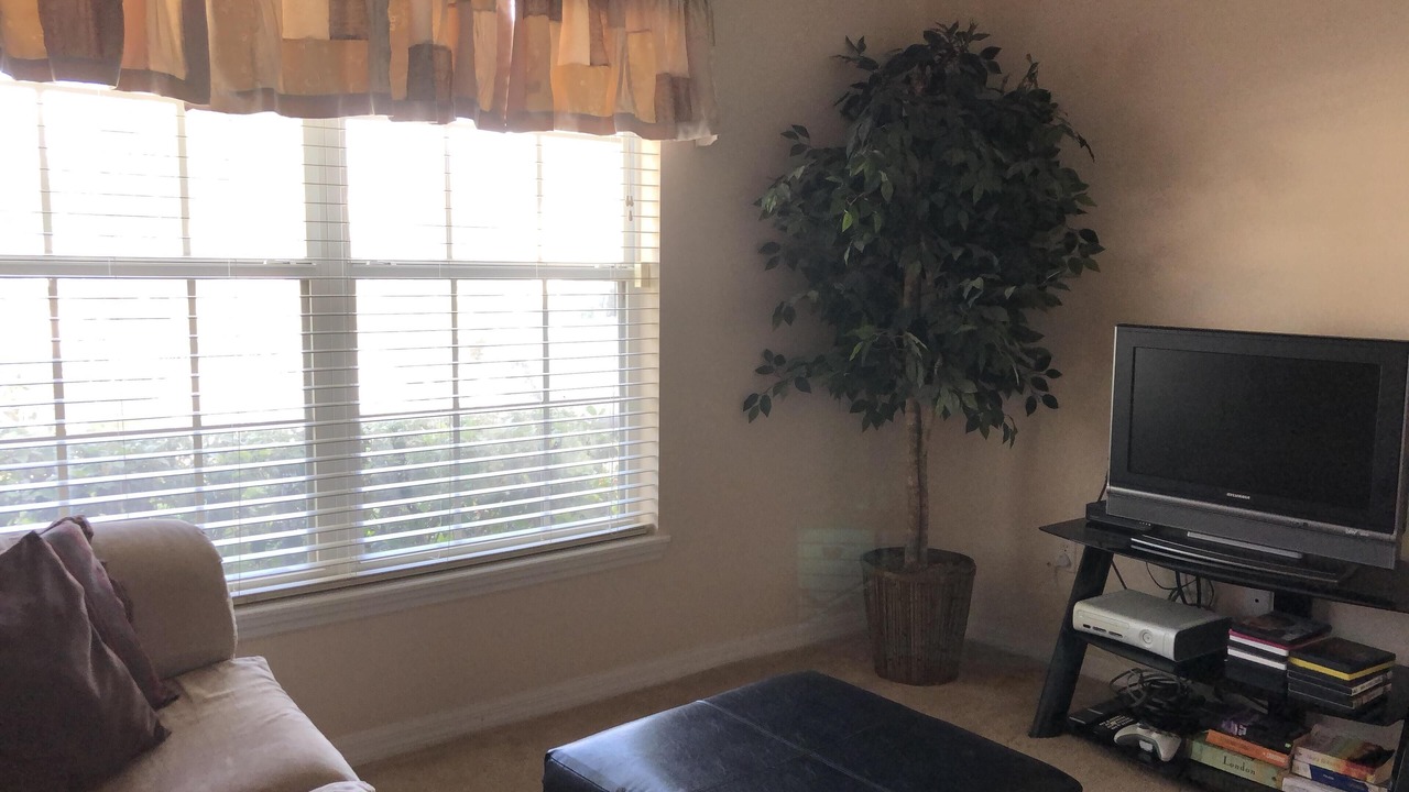 Photo of Livingroom in Sandy Ridge