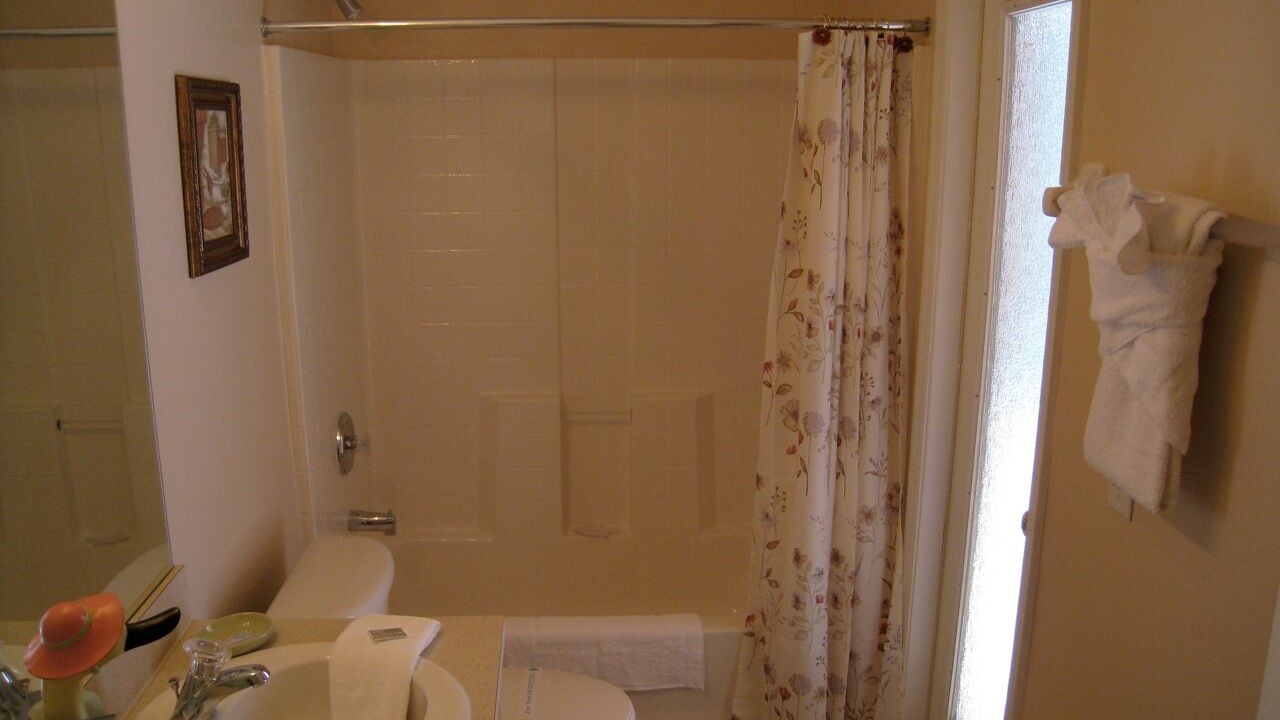 Photo of Bathroom in Sandy Ridge