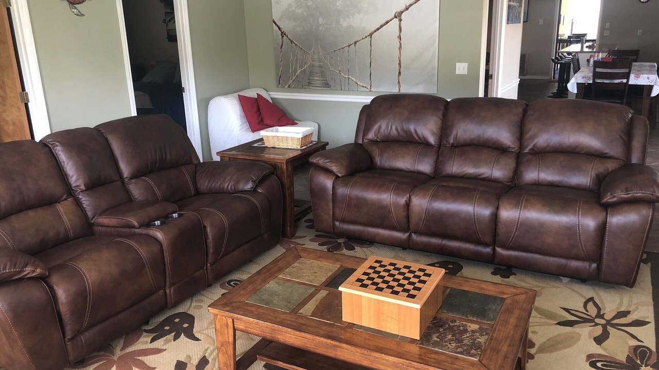 Photo of Livingroom in Indian Waters